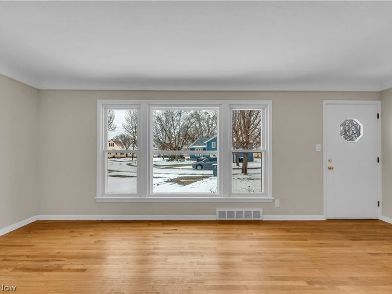 23760 Puritan Road, Euclid, OH 44123 Photo 3