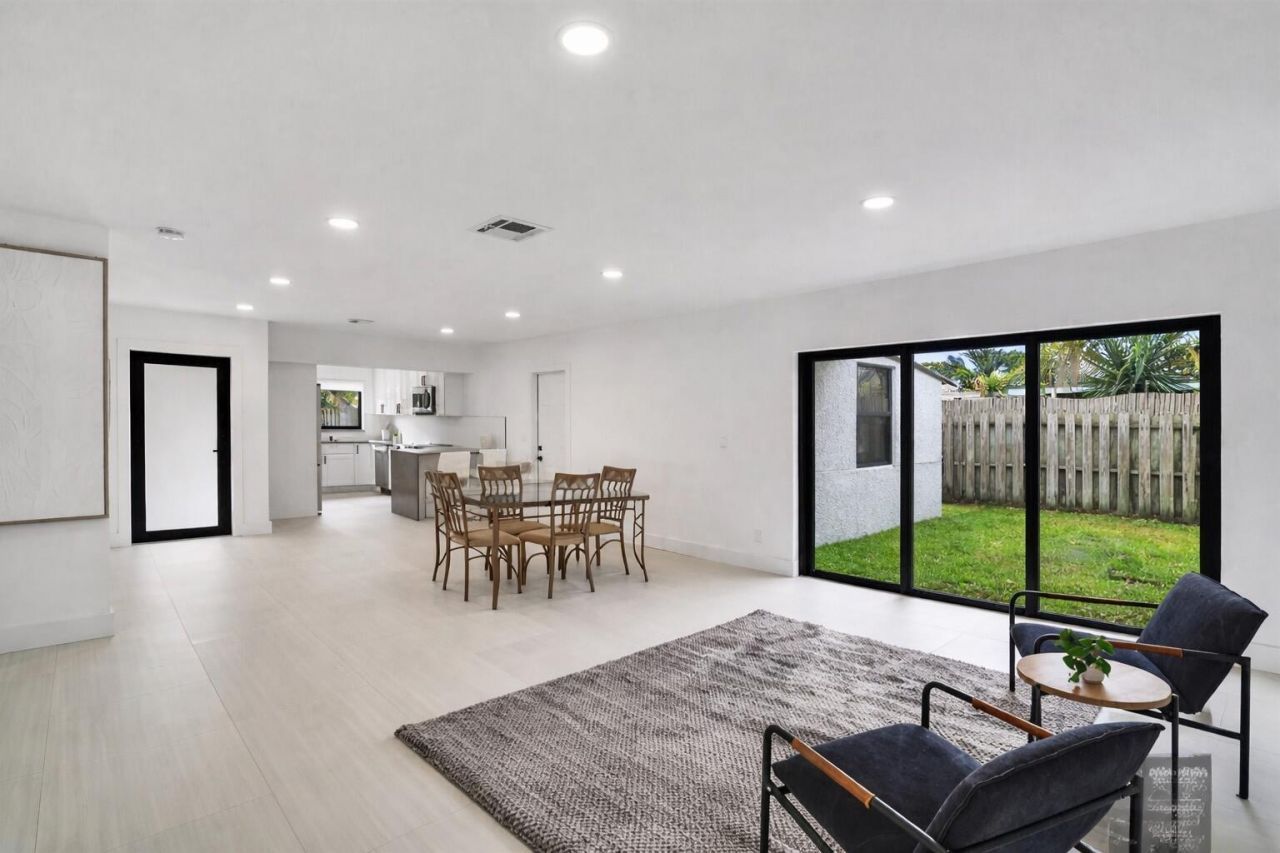 1333 SE 8th Street, Deerfield Beach, FL 33441 Photo