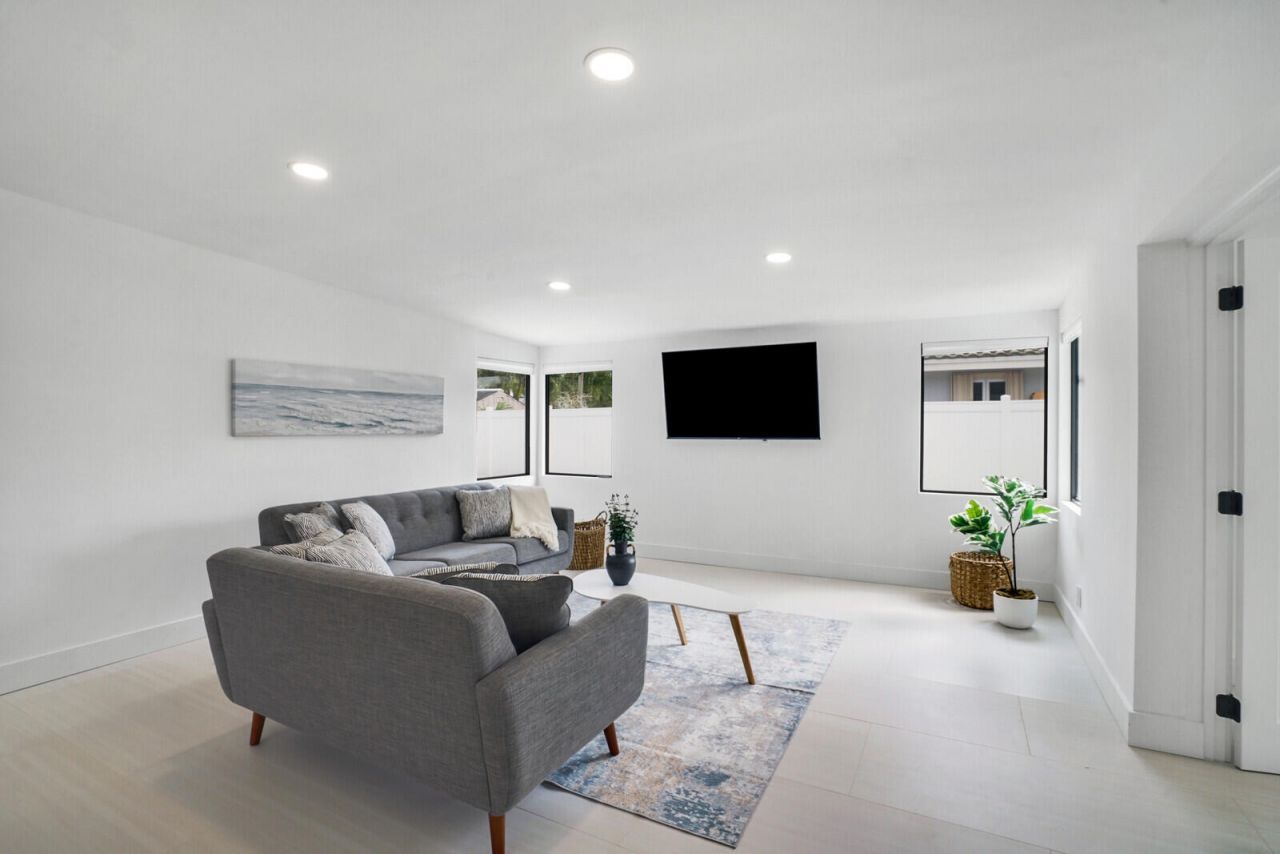 1333 SE 8th Street, Deerfield Beach, FL 33441 Photo