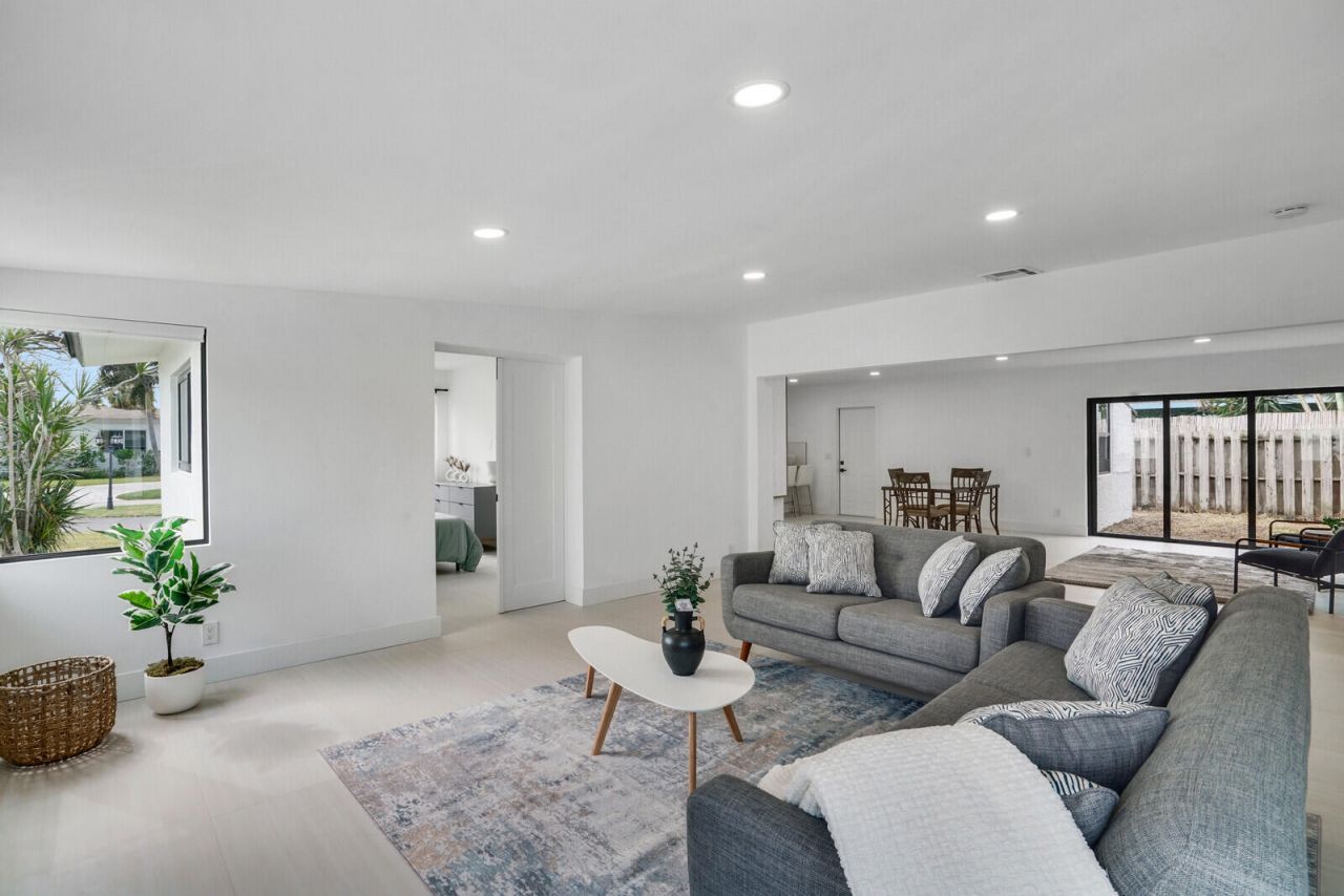 1333 SE 8th Street, Deerfield Beach, FL 33441 Photo