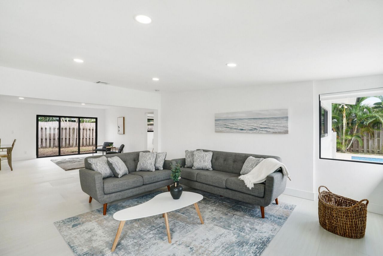 1333 SE 8th Street, Deerfield Beach, FL 33441 Photo