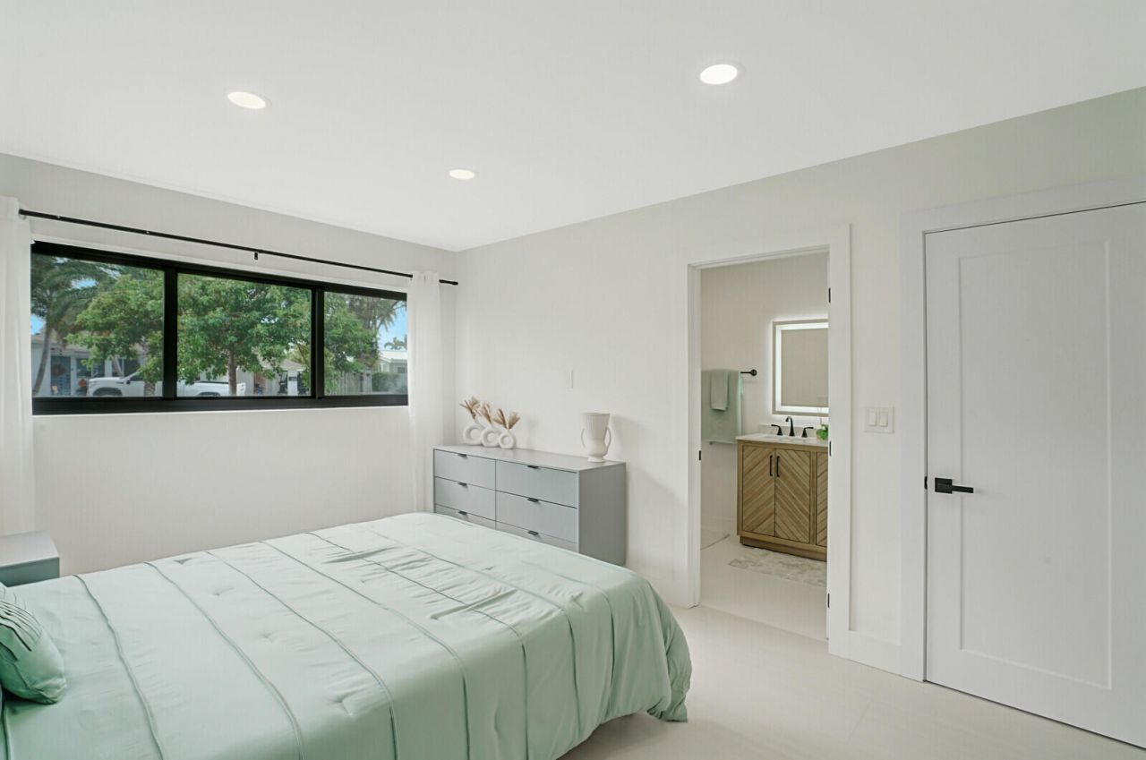 1333 SE 8th Street, Deerfield Beach, FL 33441 Photo