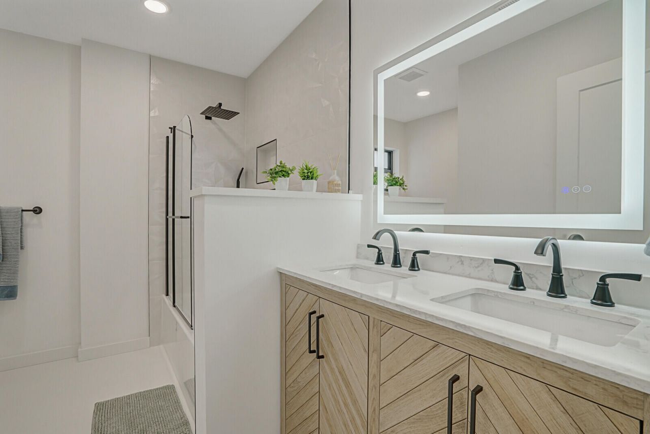 1333 SE 8th Street, Deerfield Beach, FL 33441 Photo