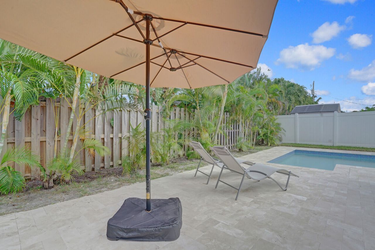 1333 SE 8th Street, Deerfield Beach, FL 33441 Photo