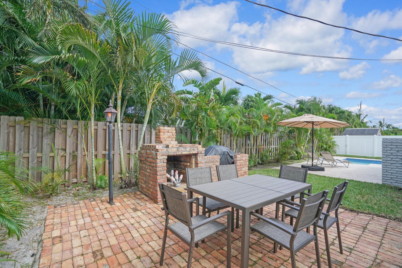 1333 SE 8th Street, Deerfield Beach, FL 33441 Photo