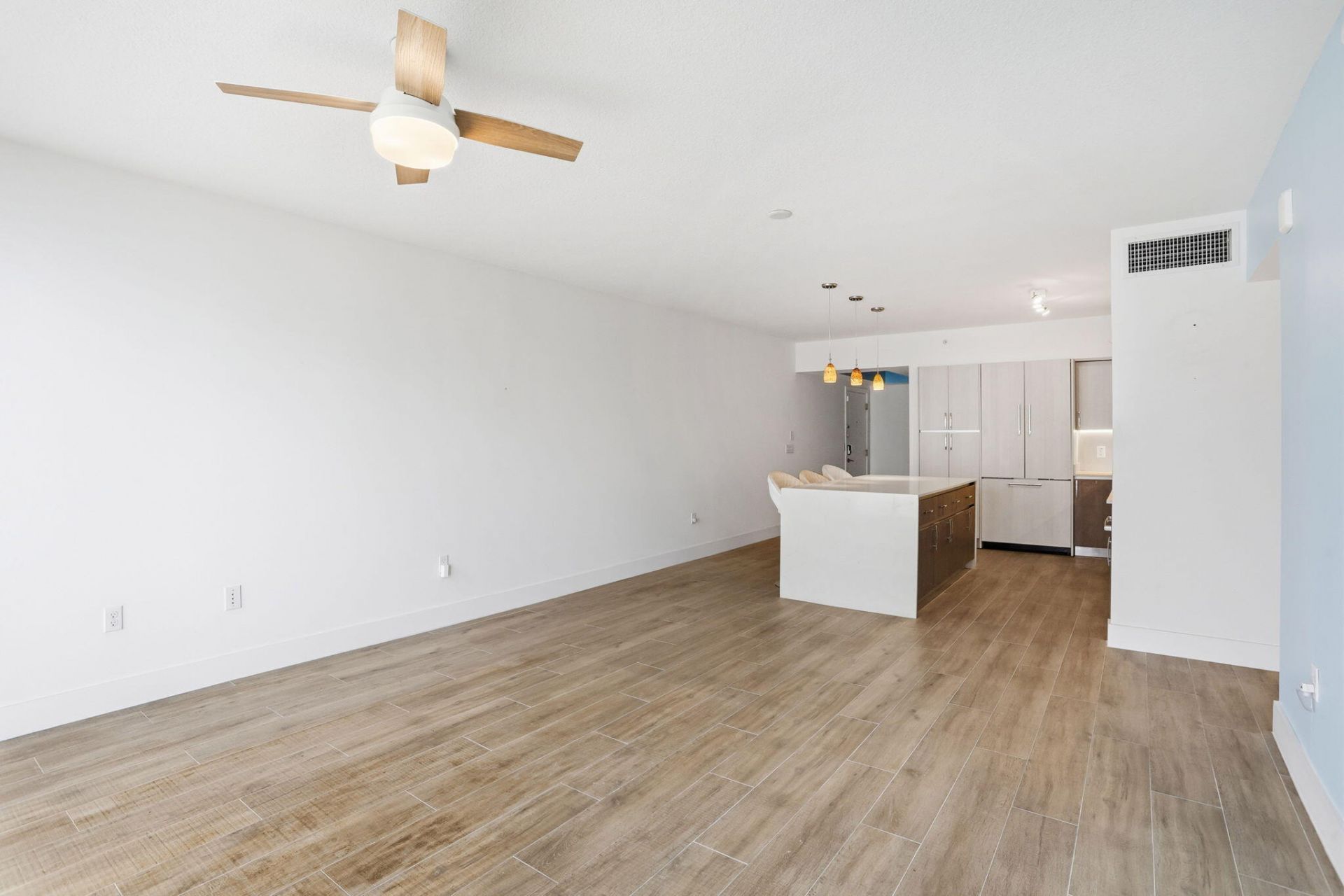 111 SE 1st Avenue, Unit 420, Delray Beach, FL 33444 Photo