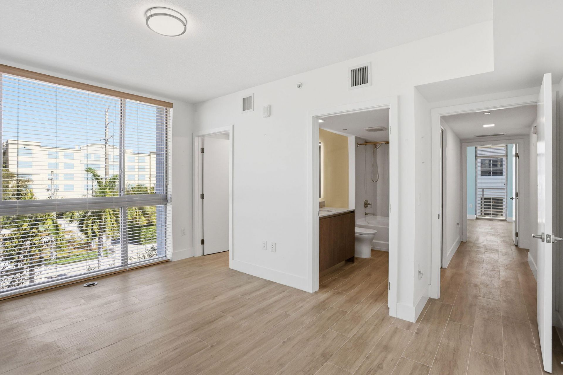 111 SE 1st Avenue, Unit 420, Delray Beach, FL 33444 Photo