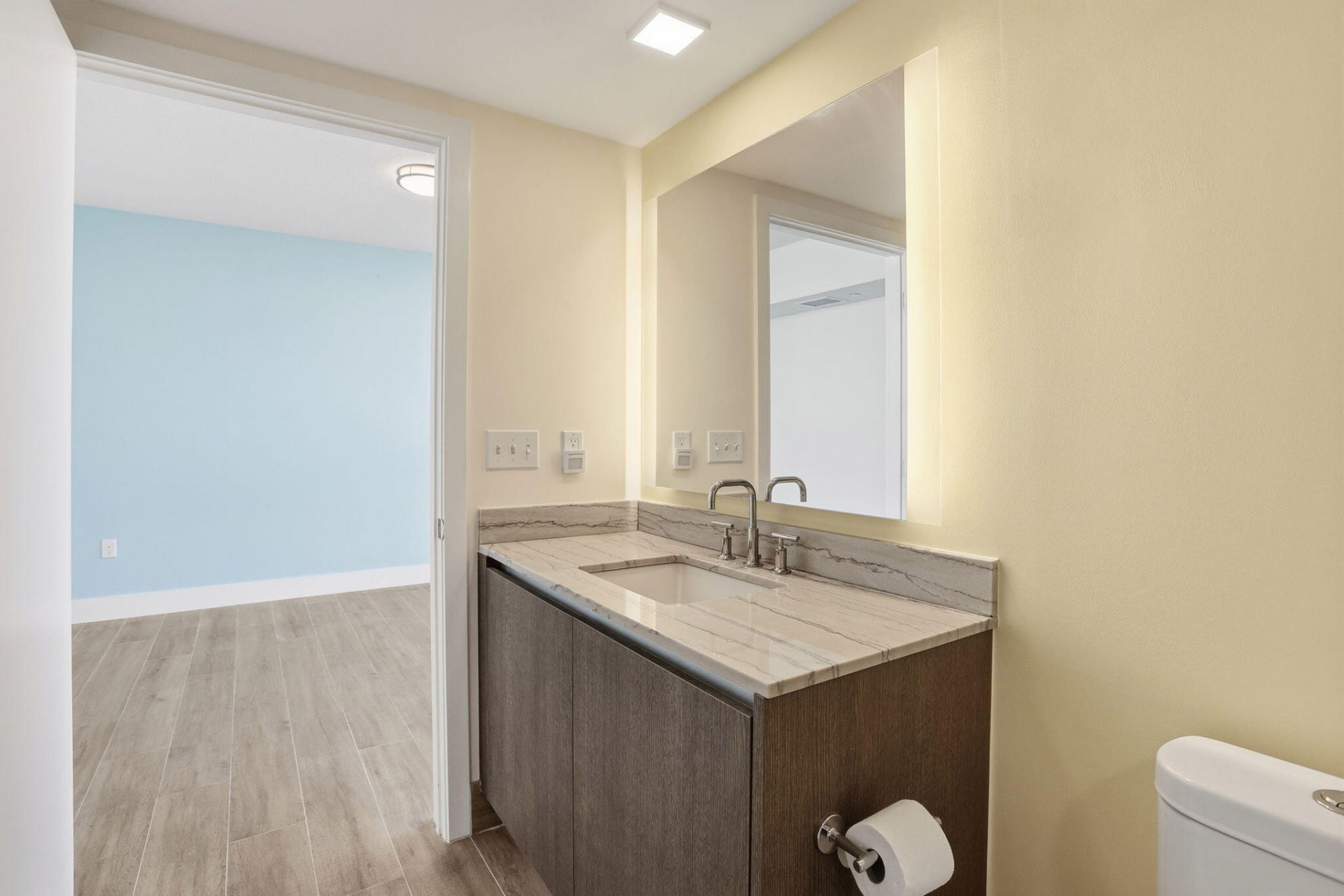 111 SE 1st Avenue, Unit 420, Delray Beach, FL 33444 Photo