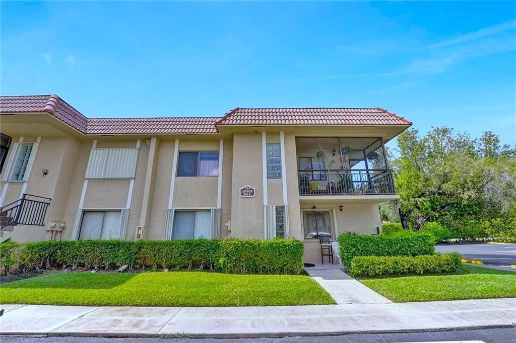 334 Lakeview Drive, Unit 204, Weston, FL 33326 Photo