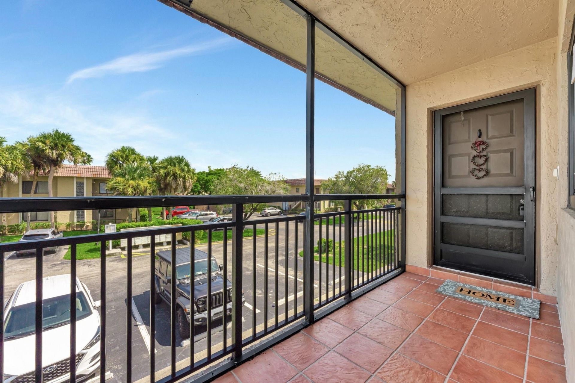 334 Lakeview Drive, Unit 204, Weston, FL 33326 Photo