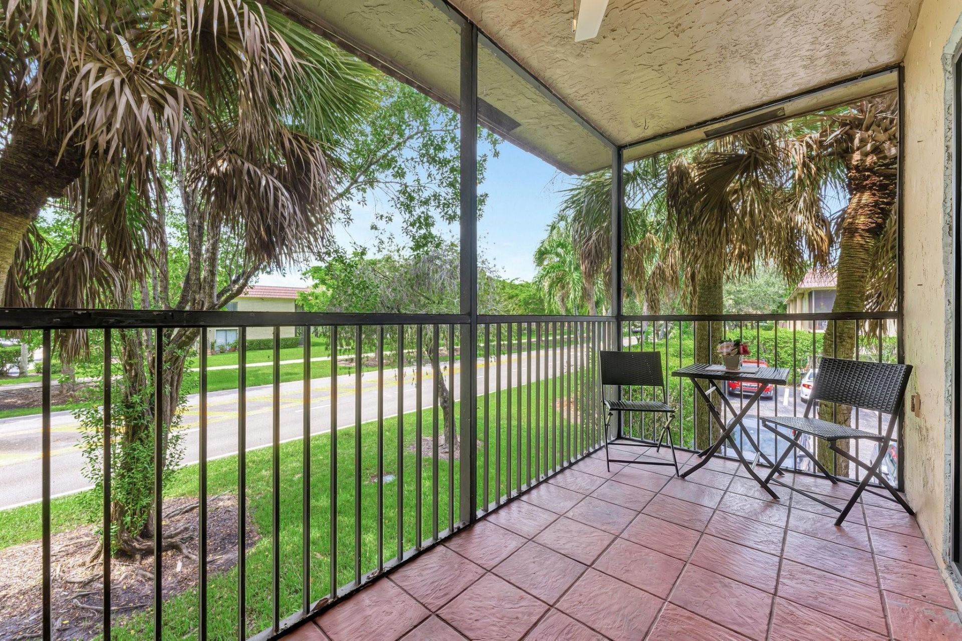 334 Lakeview Drive, Unit 204, Weston, FL 33326 Photo