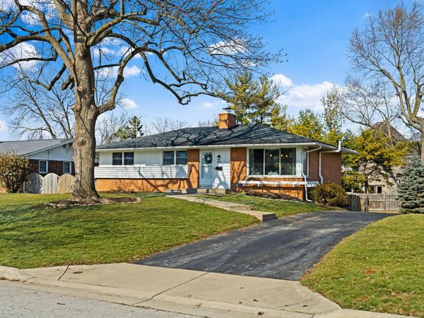 2668 Edgevale Road, Upper Arlington, OH 43221