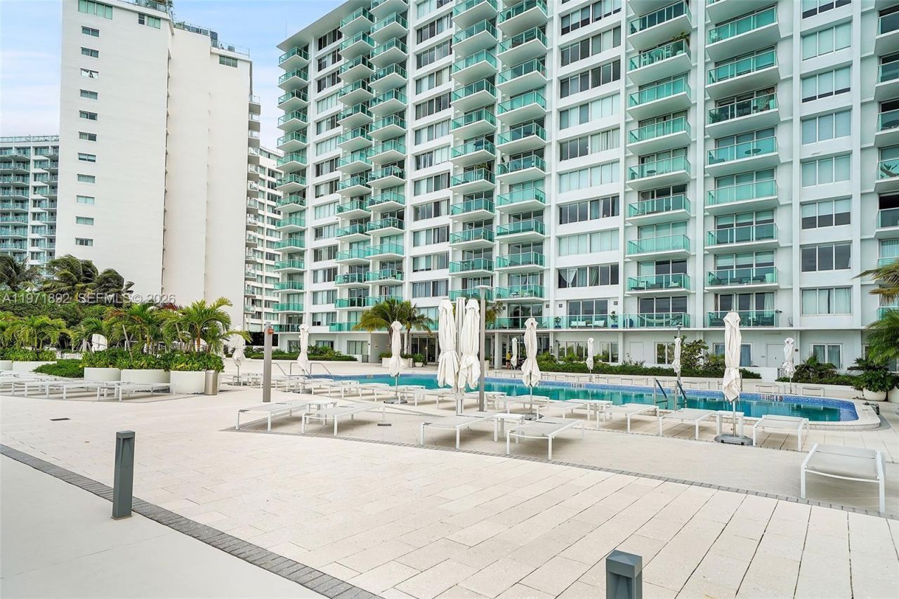 1000 West Ave , Unit 914, Miami Beach, FL 33139 Photo