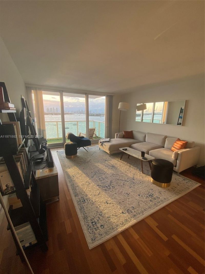 1000 West Ave , Unit 914, Miami Beach, FL 33139 Photo