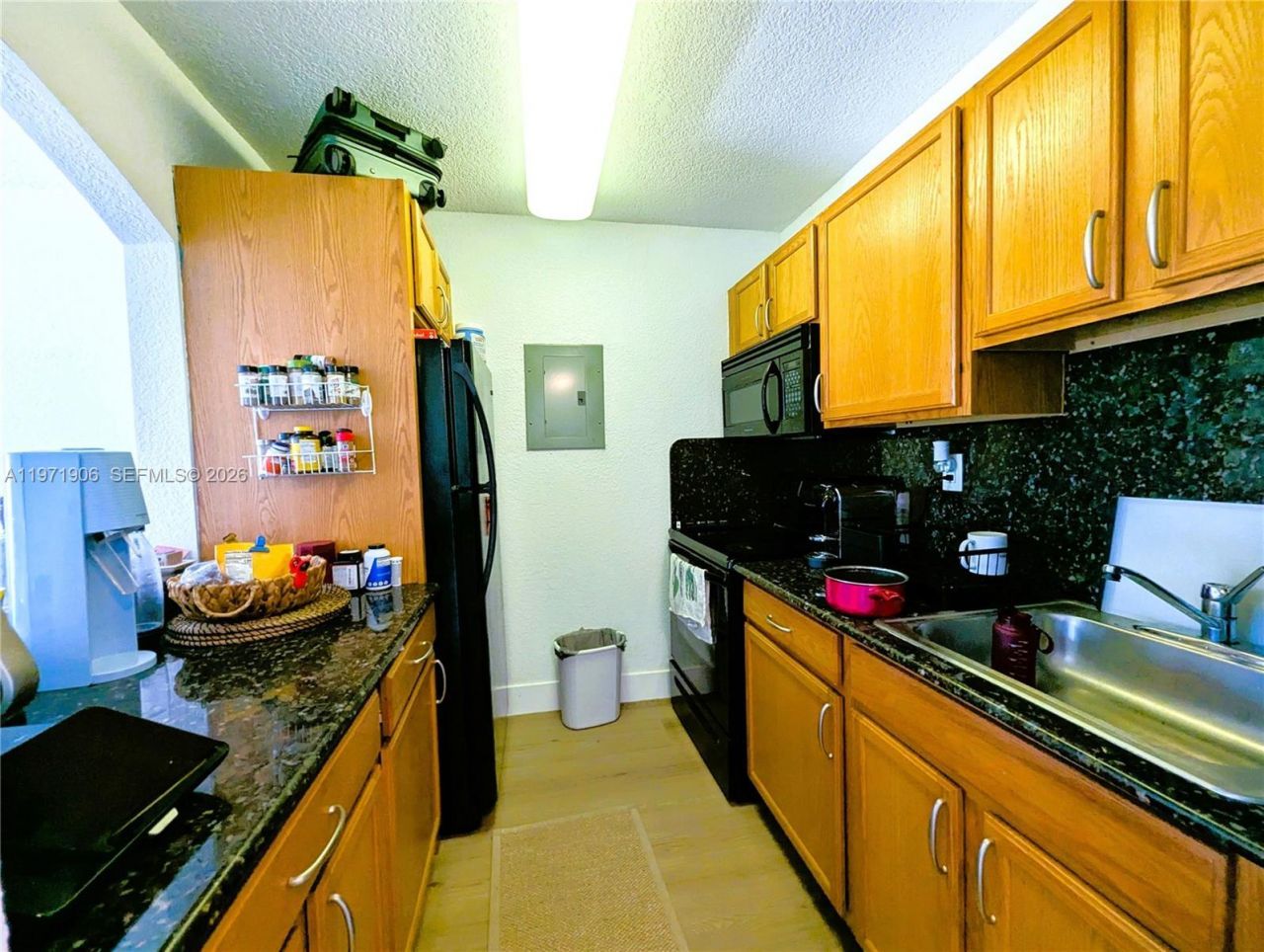 445 SW 11th St, Unit 408, Miami, FL 33130 Photo