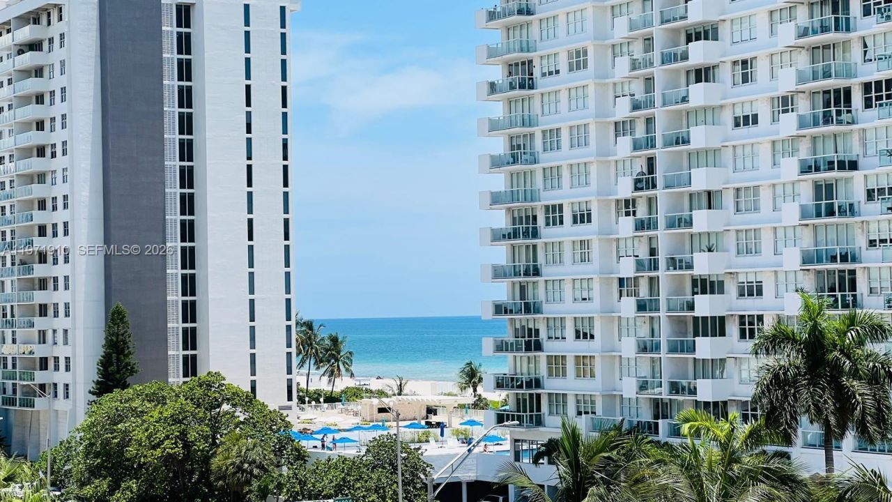 5600 Collins Ave, Unit 7Y, Miami Beach, FL 33140 Photo