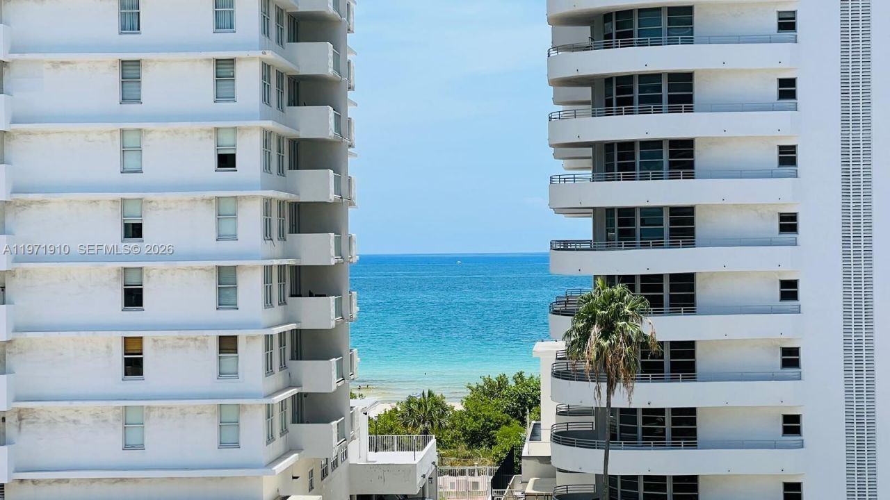 5600 Collins Ave, Unit 7Y, Miami Beach, FL 33140 Photo