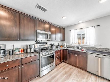 8976 Quail Falls Drive, Reno, NV 89506 Photo