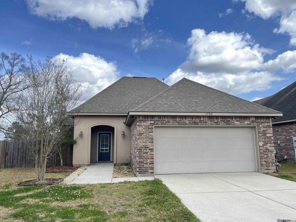 42310 Lakestone Dr, Prairieville, LA 70769