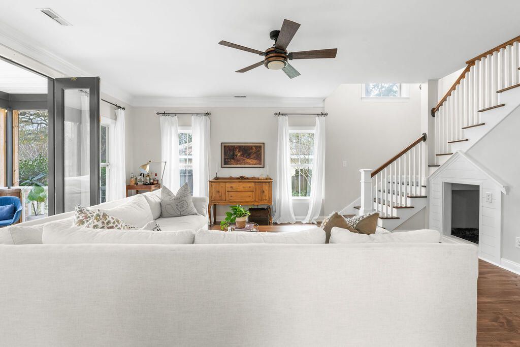 612 W 3rd N Street Photo 12