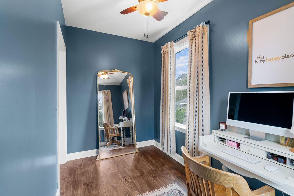 612 W 3rd N Street Photo 40