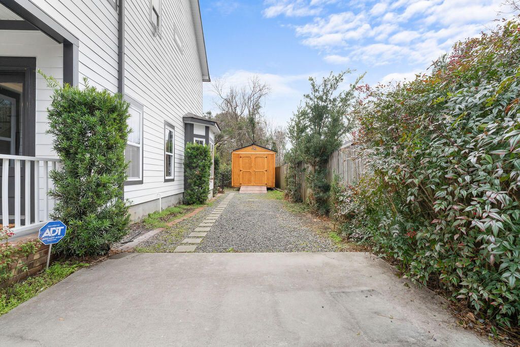 612 W 3rd N Street Photo 44