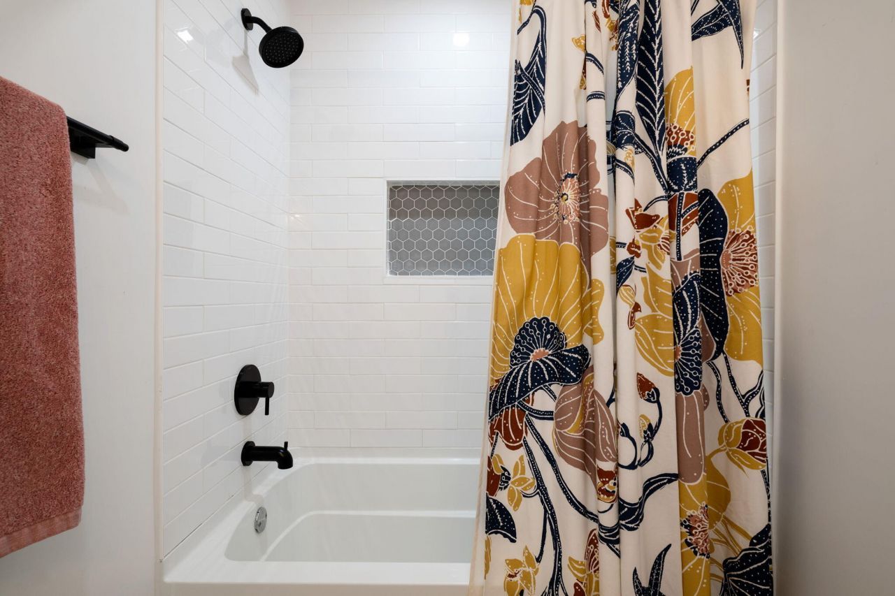 1643 Boone Hall Drive Photo 24