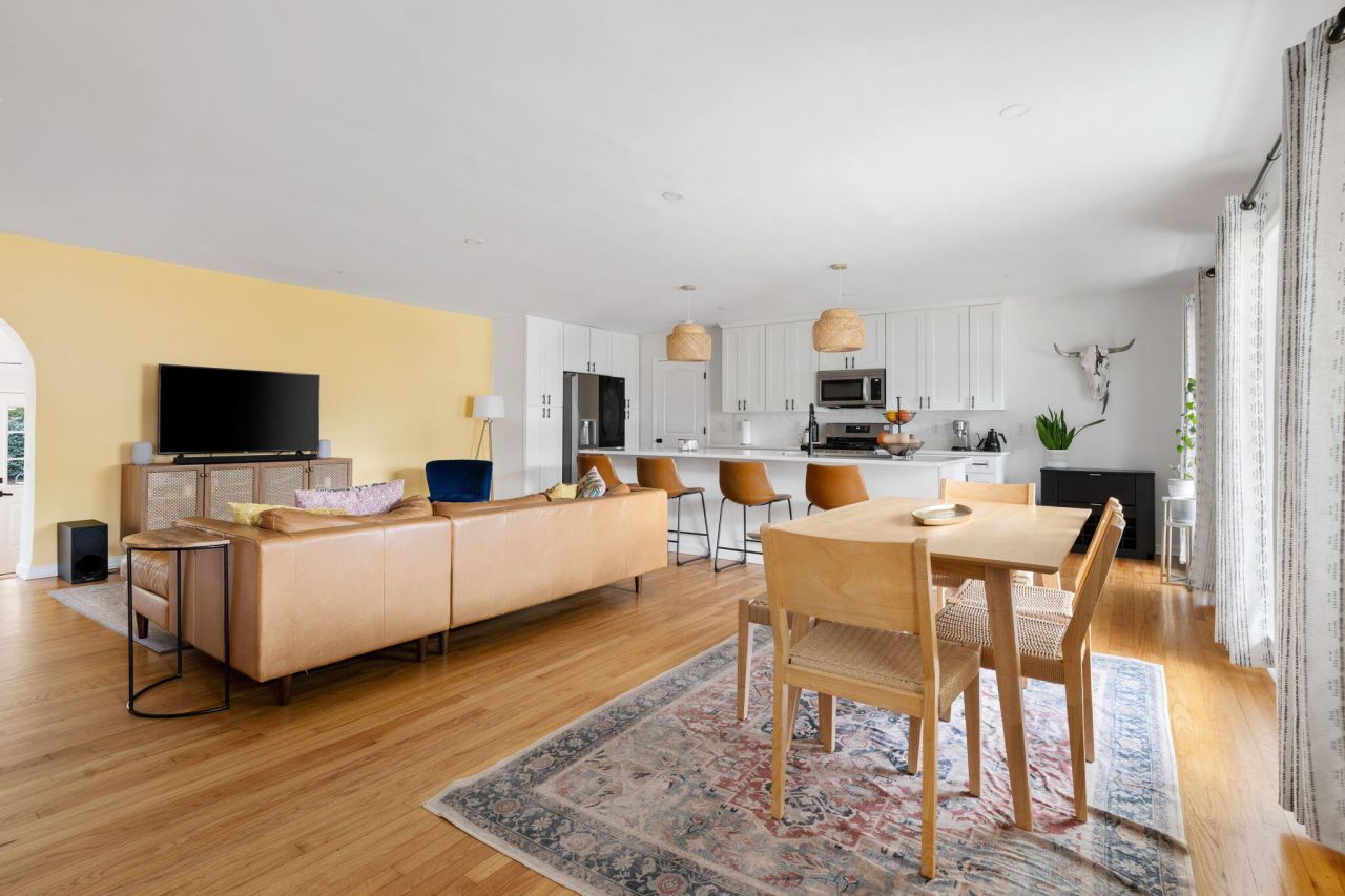 1643 Boone Hall Drive Photo 5