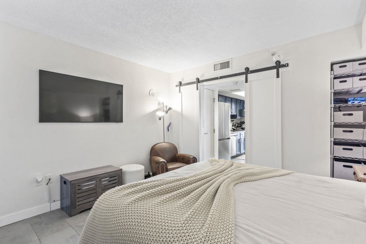 2701 S Ocean Blvd. S  Photo 12