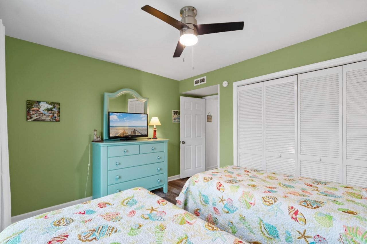 210a 53rd Ave. N Photo 19