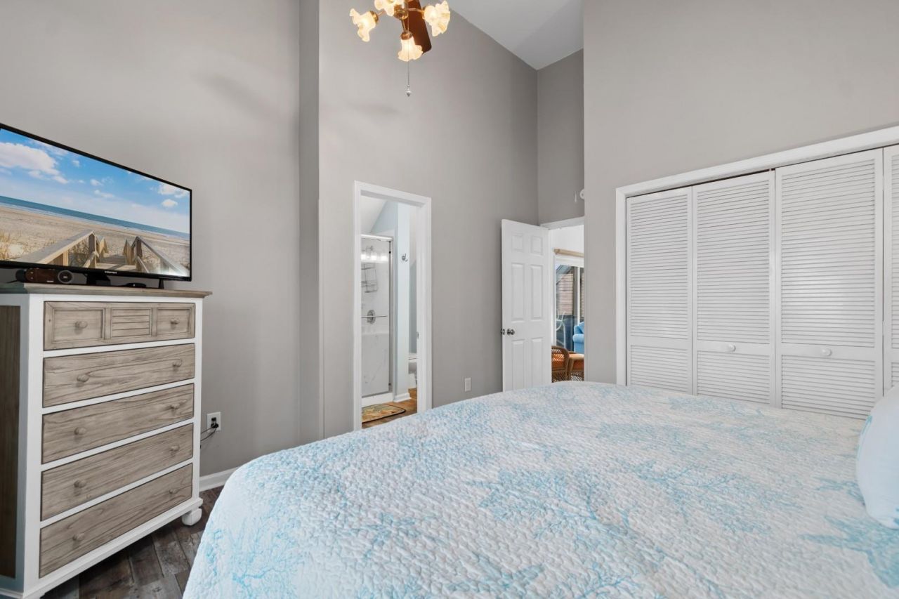 210a 53rd Ave. N Photo 23