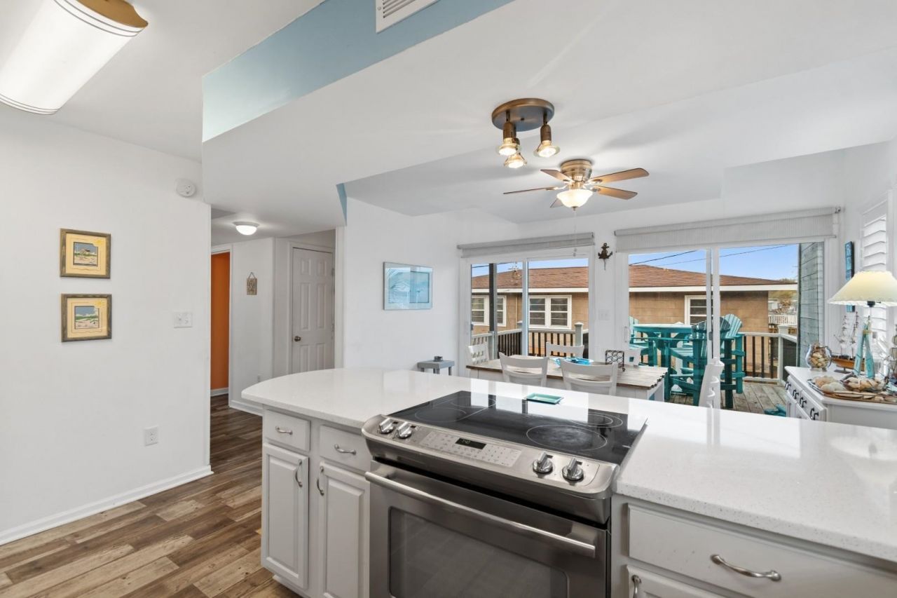 210a 53rd Ave. N Photo 7