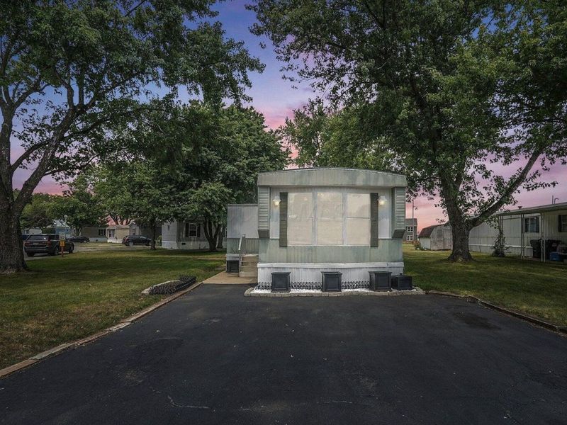 71 Knollwood Court, South Bloomfield, OH 43103 Photo 1