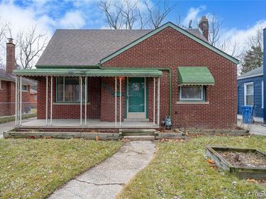 6585 Dolphin Street, Dearborn Heights, MI 48127