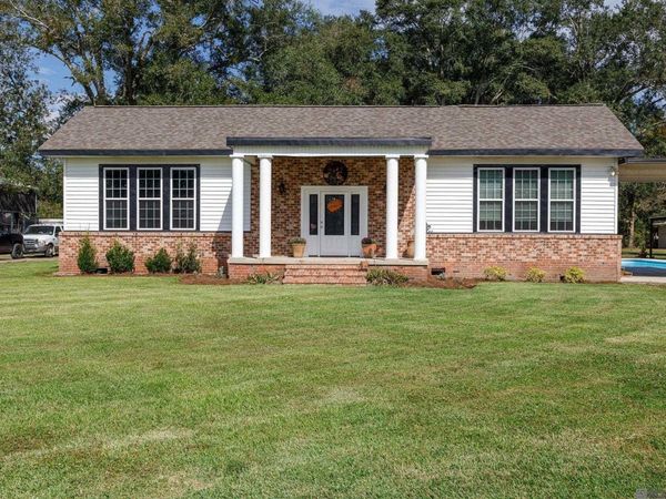 44311 Mi Mis Ln, St Amant, LA 70774