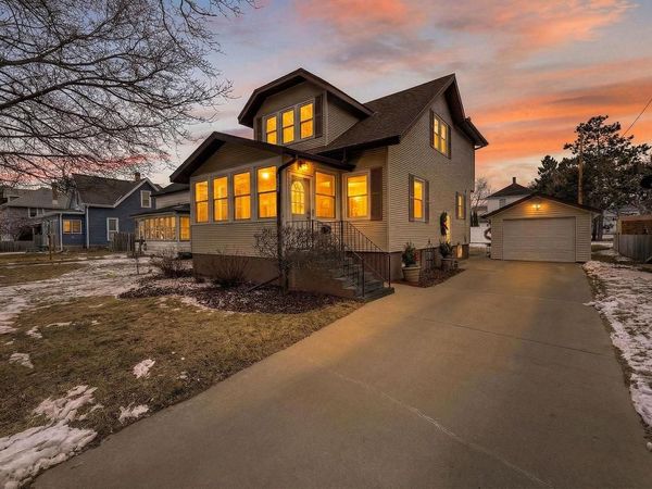 218 E Pleasant Street, Portage, WI 53901