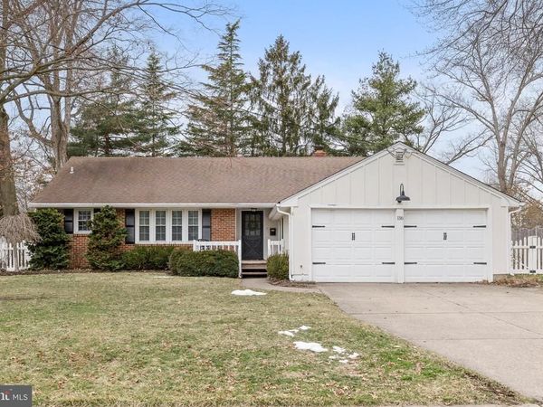 116 FOX CHASE LANE, CHERRY HILL, NJ 08034