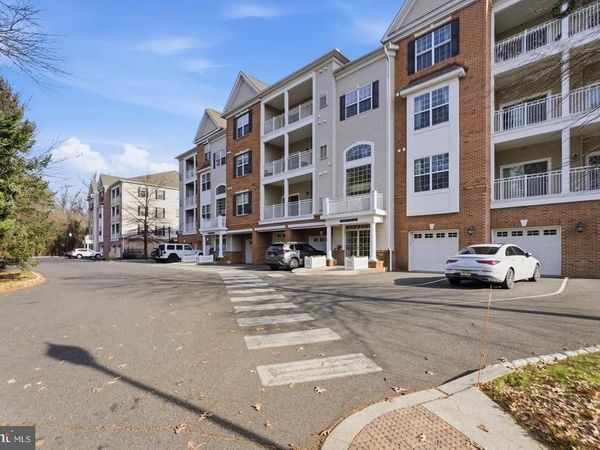 234 BREEDERS CUP DRIVE , CHERRY HILL, NJ 08002