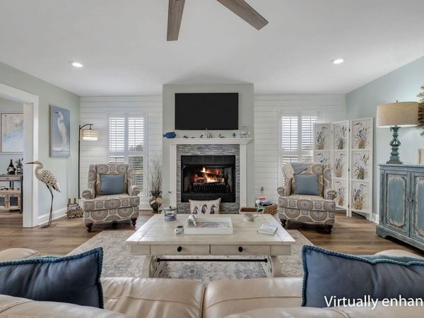 17 ROYSTER Drive , Crawfordville, FL 32327