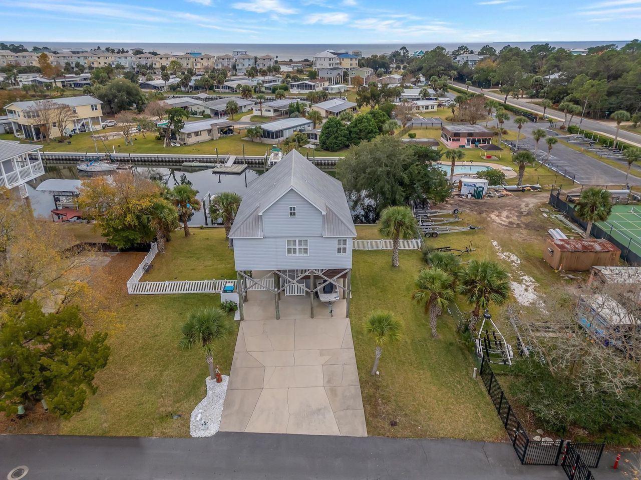 17 Royster Drive , Crawfordville, FL 32327 Photo