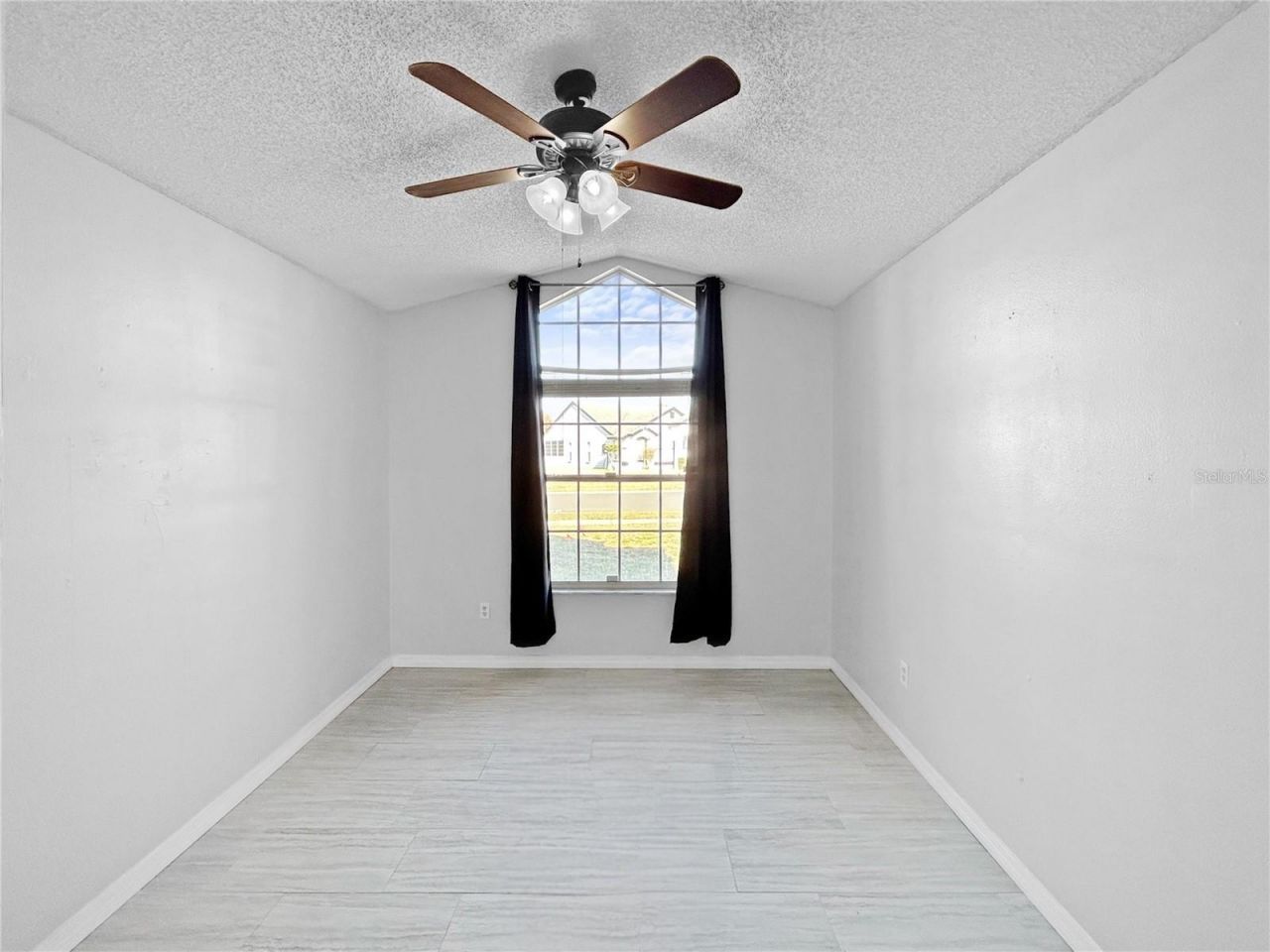 2605 Hawthorne Lane , Kissimmee, FL 34743 Photo