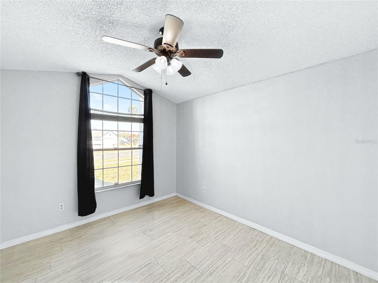 2605 Hawthorne Lane , Kissimmee, FL 34743 Photo