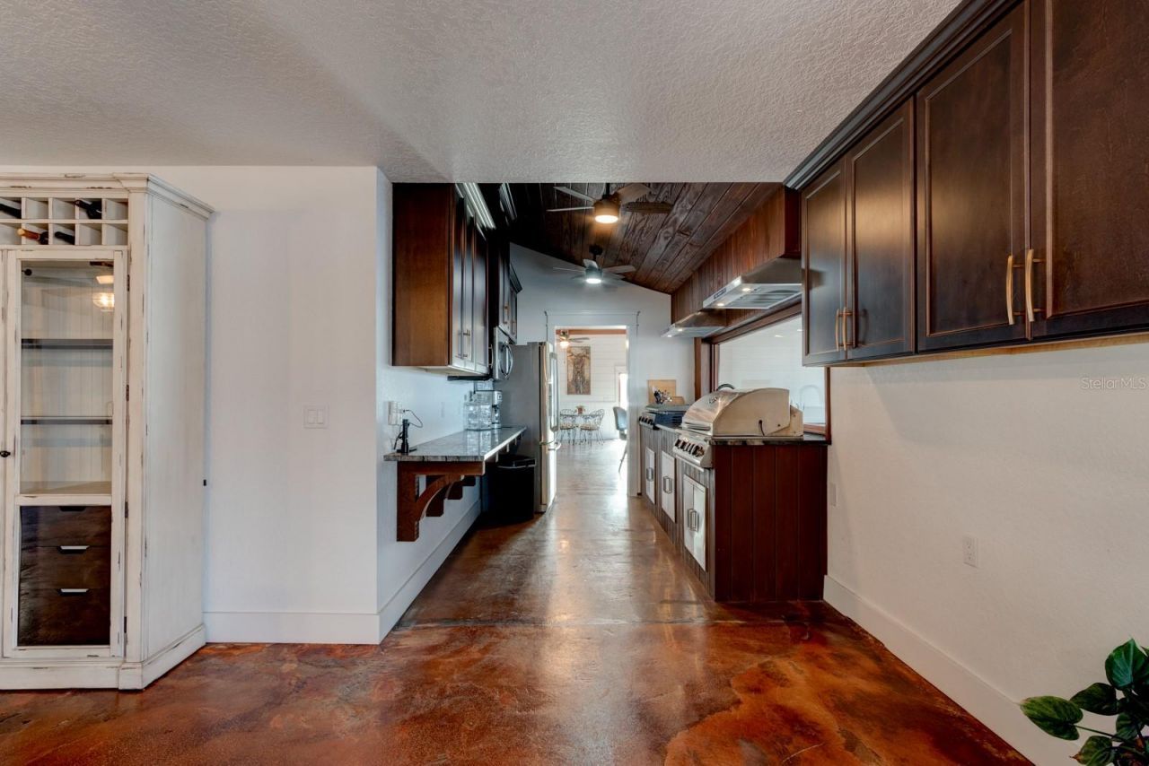 1480 Lakeview Drive, Deland, FL 32720 Photo