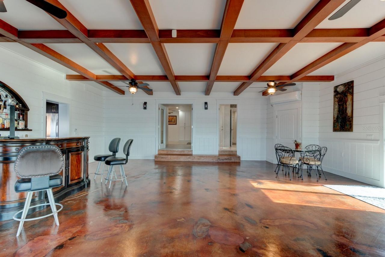 1480 Lakeview Drive, Deland, FL 32720 Photo