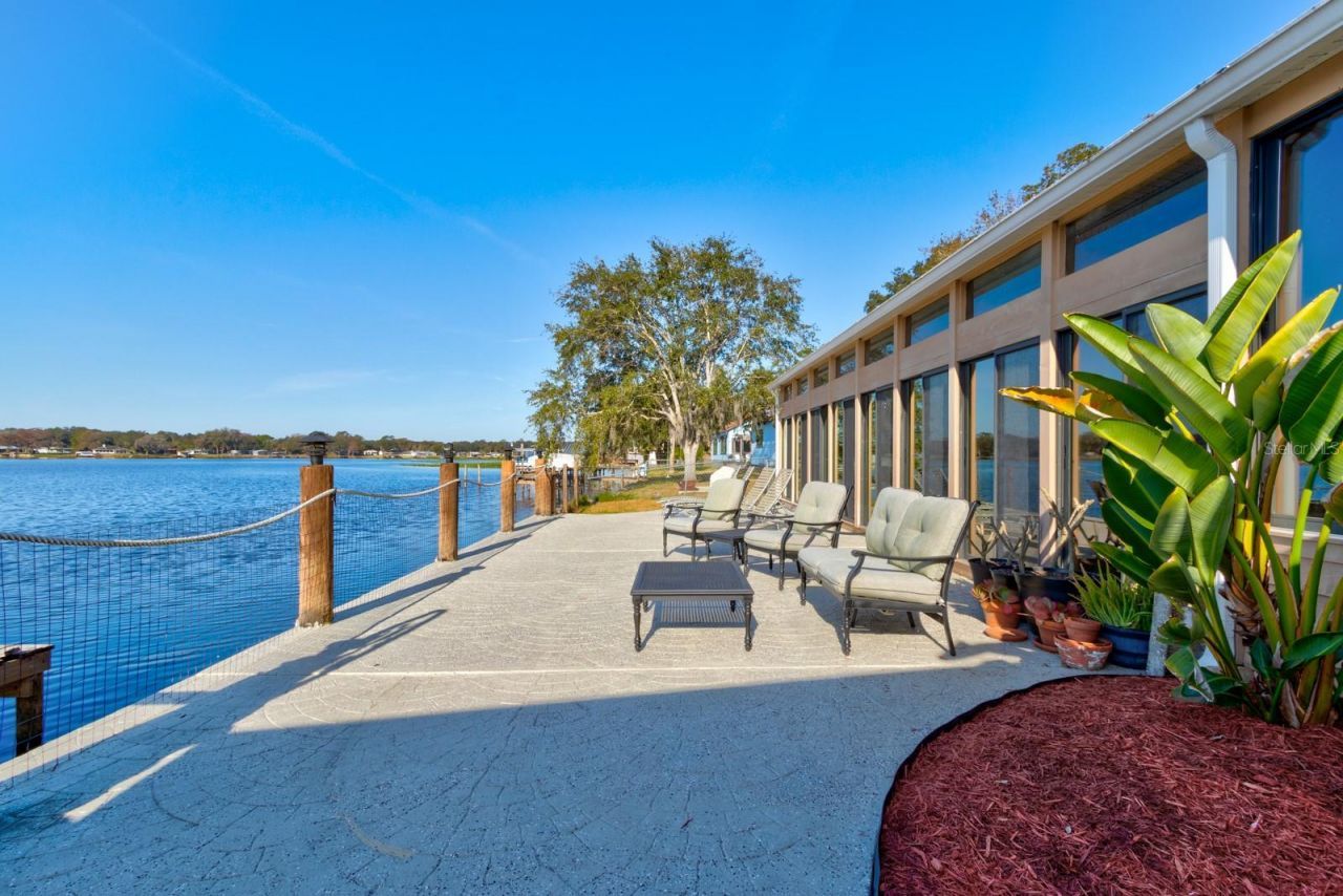 1480 Lakeview Drive, Deland, FL 32720 Photo