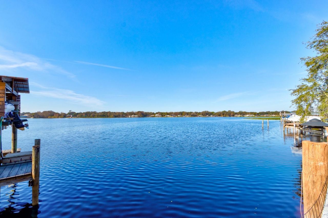 1480 Lakeview Drive, Deland, FL 32720 Photo