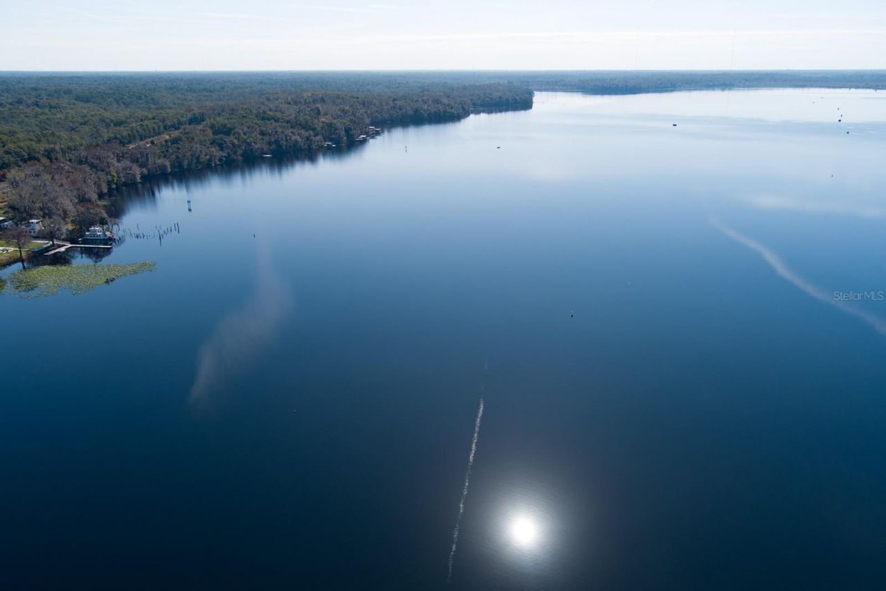 1480 Lakeview Drive, Deland, FL 32720 Photo