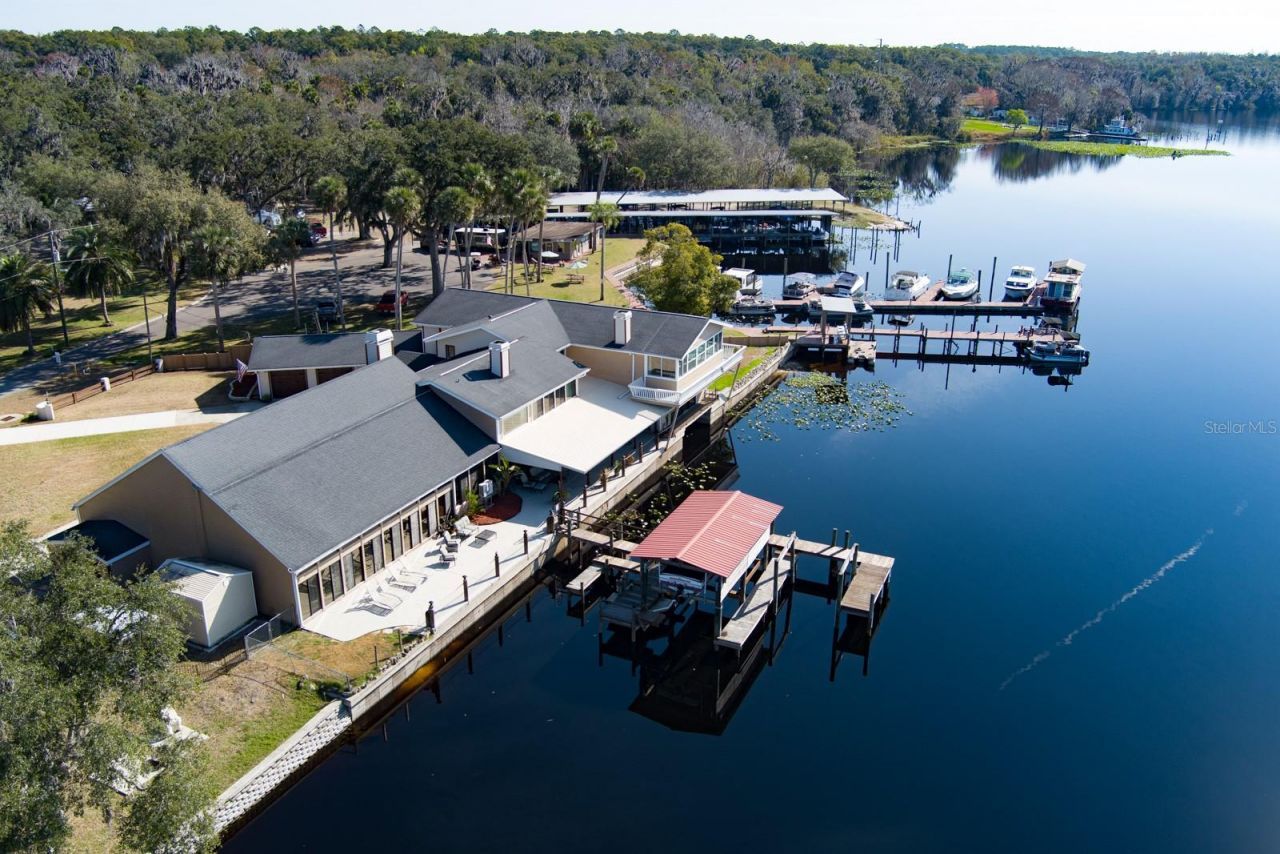 1480 Lakeview Drive, Deland, FL 32720 Photo