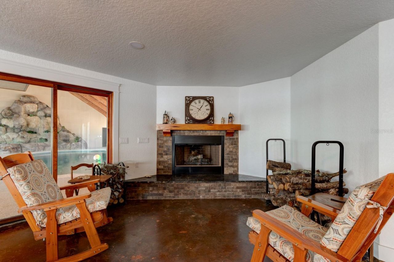 1480 Lakeview Drive, Deland, FL 32720 Photo