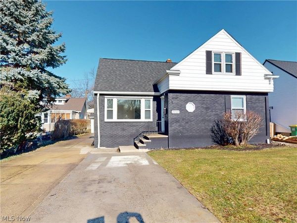 28507 Lakeshore Boulevard, Willowick, OH 44095